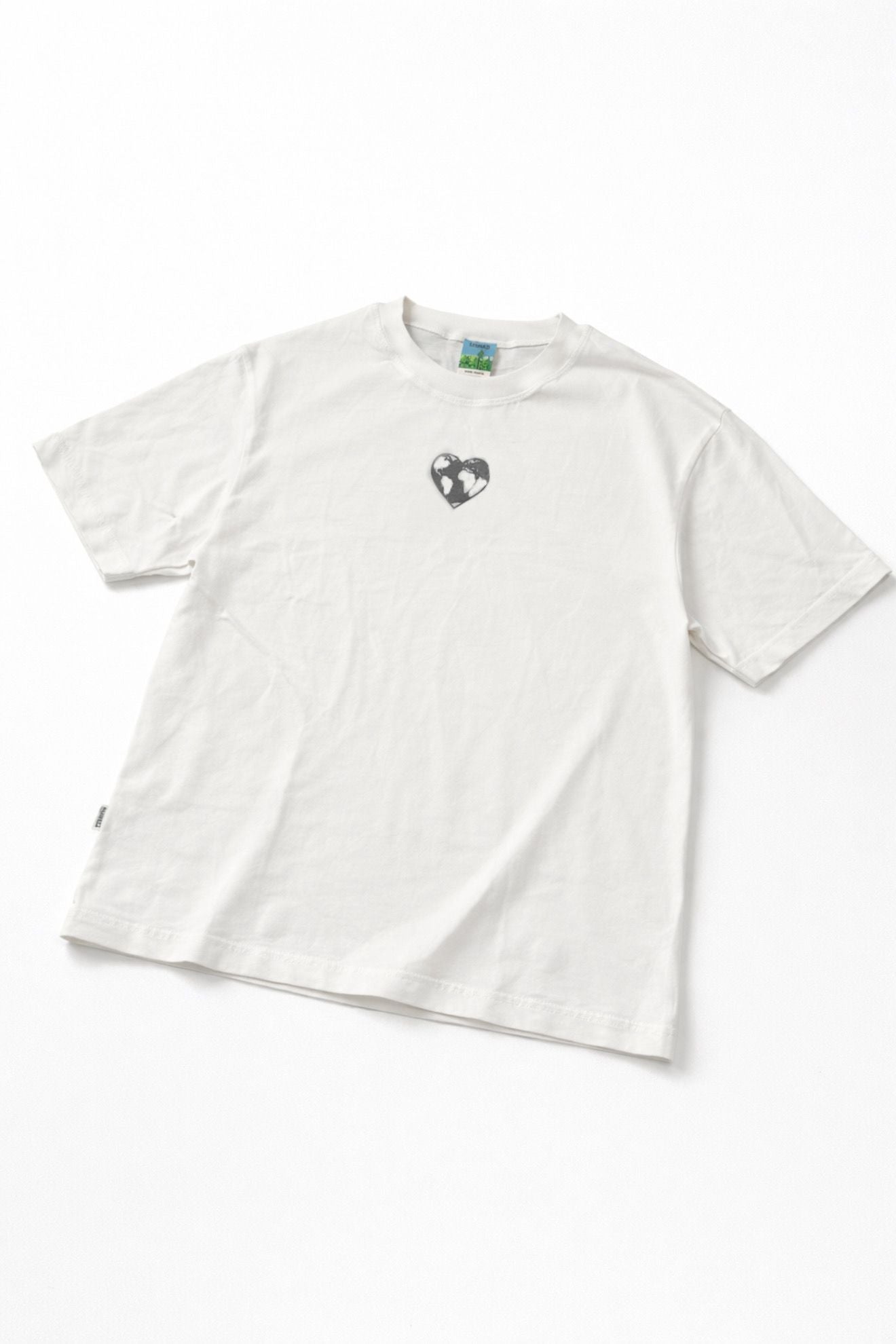 World on Your Heart – Ekru Oversize Fit Tişört