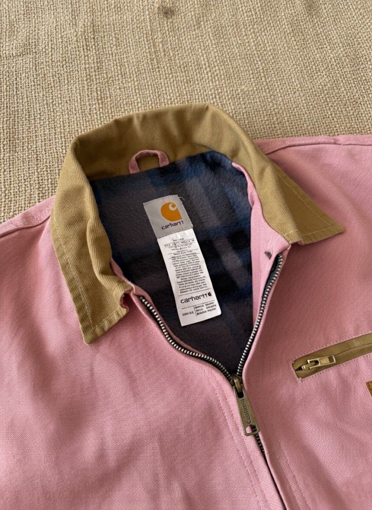 Carhartt Duck Jacket – Rose (Unisex)